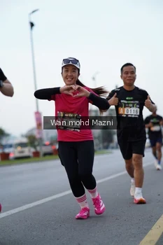 Runner Photo 2041198