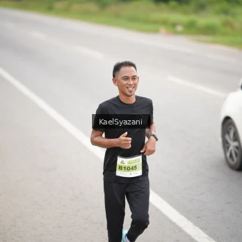 Runner Photo 2041209
