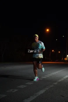 Runner Photo 2041210