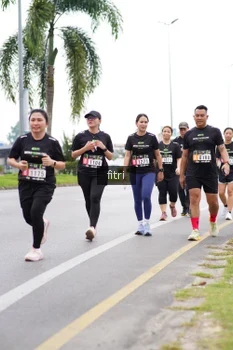 Runner Photo 2041220