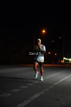 Runner Photo 2041221