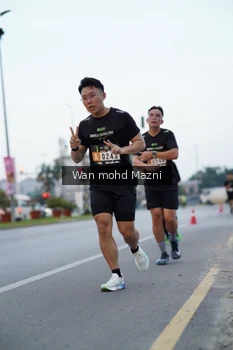 Runner Photo 2041224