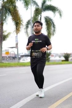 Runner Photo 2041237