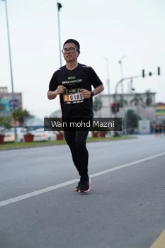 Runner Photo 2041286