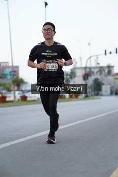 Runner Photo 2041292