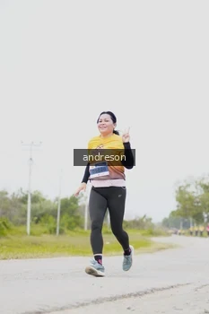 Runner Photo 2041319