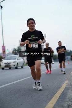 Runner Photo 2041369