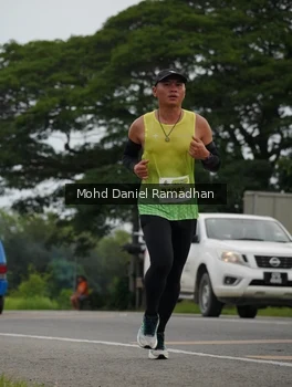 Runner Photo 2041371
