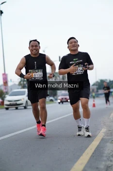 Runner Photo 2041374