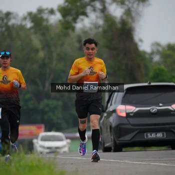 Runner Photo 2041382