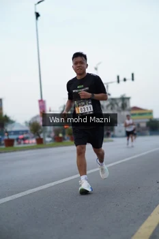 Runner Photo 2041398