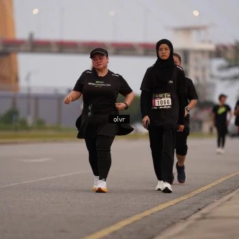 Runner Photo 2041402