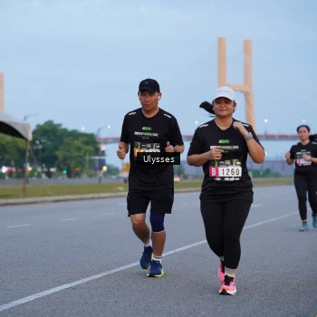 Runner Photo 2041407