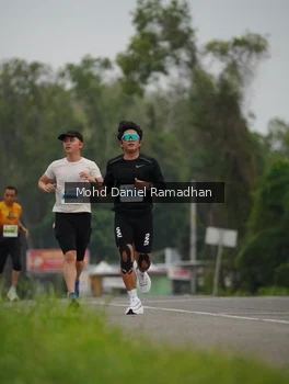 Runner Photo 2041451