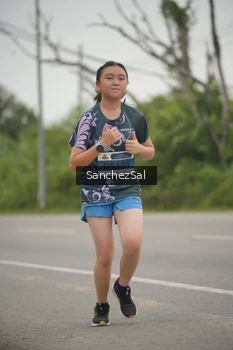 Runner Photo 2041453