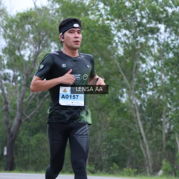 Runner Photo 2041483