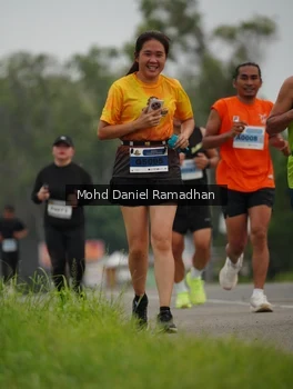 Runner Photo 2041527