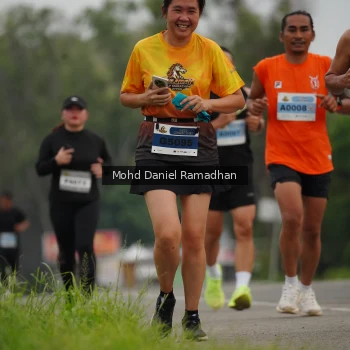 Runner Photo 2041529