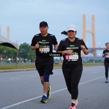 Runner Photo 2041530