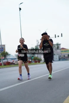 Runner Photo 2041550