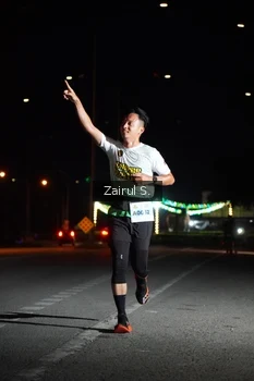 Runner Photo 2041563