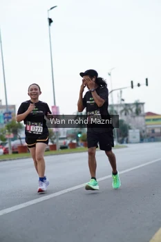 Runner Photo 2041564