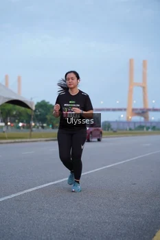 Runner Photo 2041642