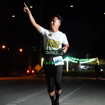 Runner Photo 2041657