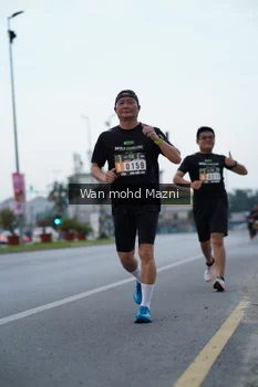 Runner Photo 2041666