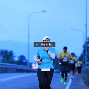 Runner Photo 2041695