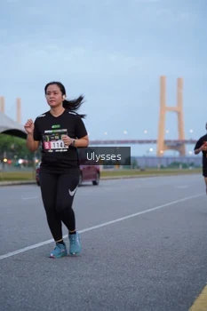 Runner Photo 2041698