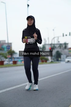 Runner Photo 2041727