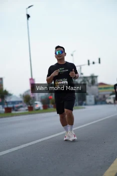 Runner Photo 2041745