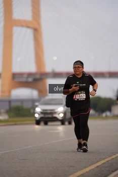 Runner Photo 2041772
