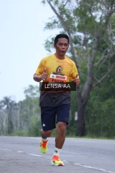 Runner Photo 2041830