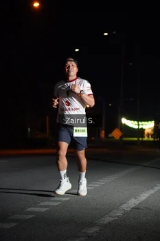 Runner Photo 2041845