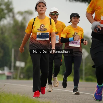 Runner Photo 2041902