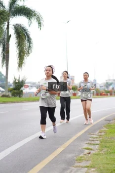 Runner Photo 2041904