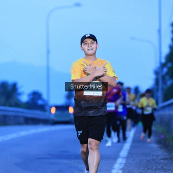 Runner Photo 2041911