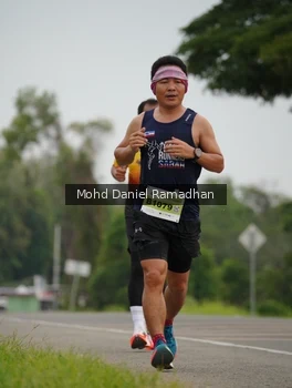 Runner Photo 2041928