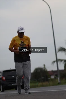 Runner Photo 2041931