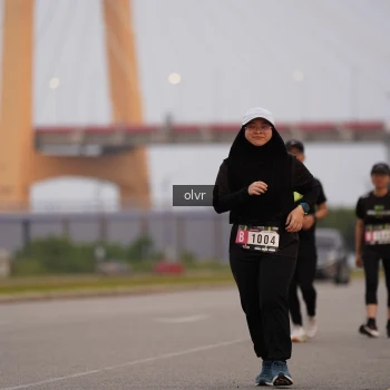 Runner Photo 2041947