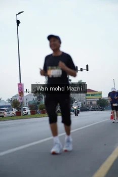 Runner Photo 2041981