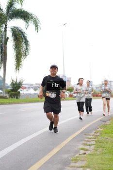 Runner Photo 2041982