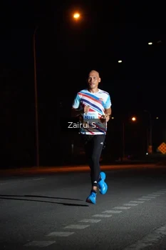 Runner Photo 2042003