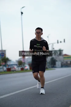 Runner Photo 2042013