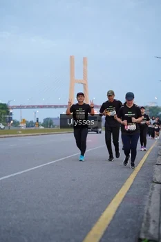 Runner Photo 2042017