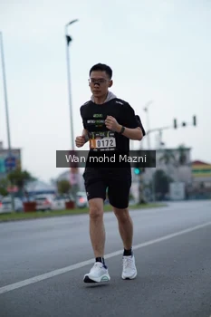 Runner Photo 2042020