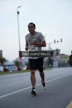 Runner Photo 2042058