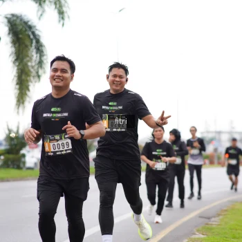 Runner Photo 2042124